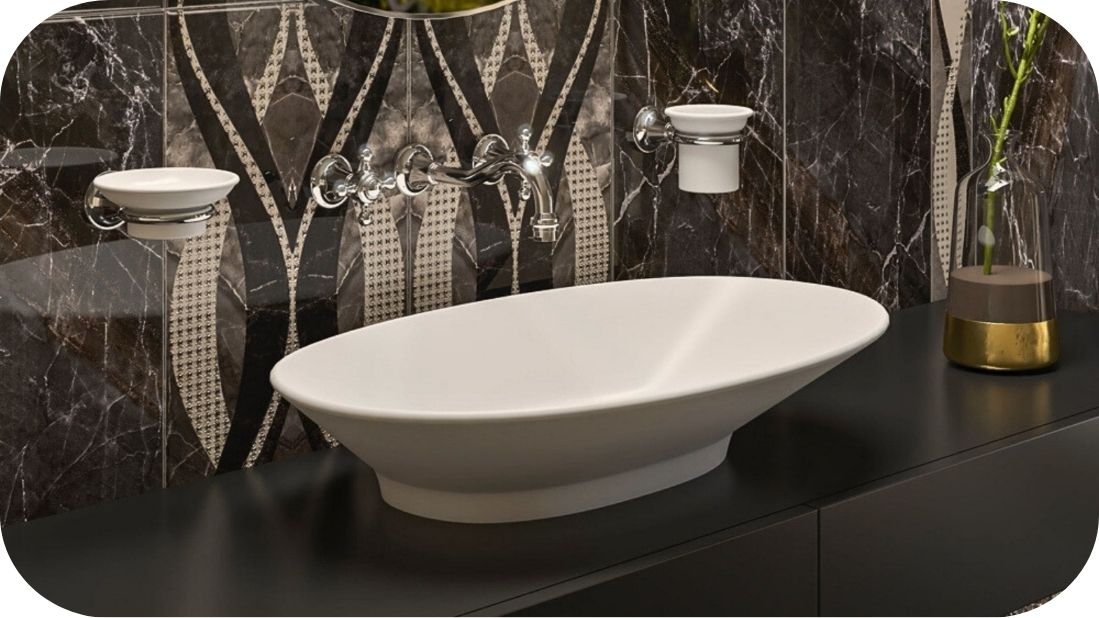 Moderan lavabo sa retro zidnom baterijom