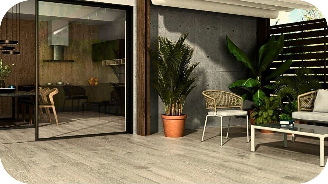 plocice-drveni-dezen-svetli-tonovi-eksterijer