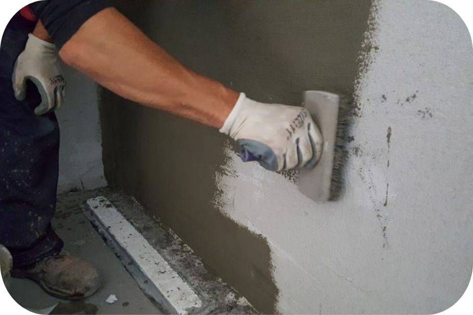 Priprema zida pre nanošenja hidroizolacije u kupatilu