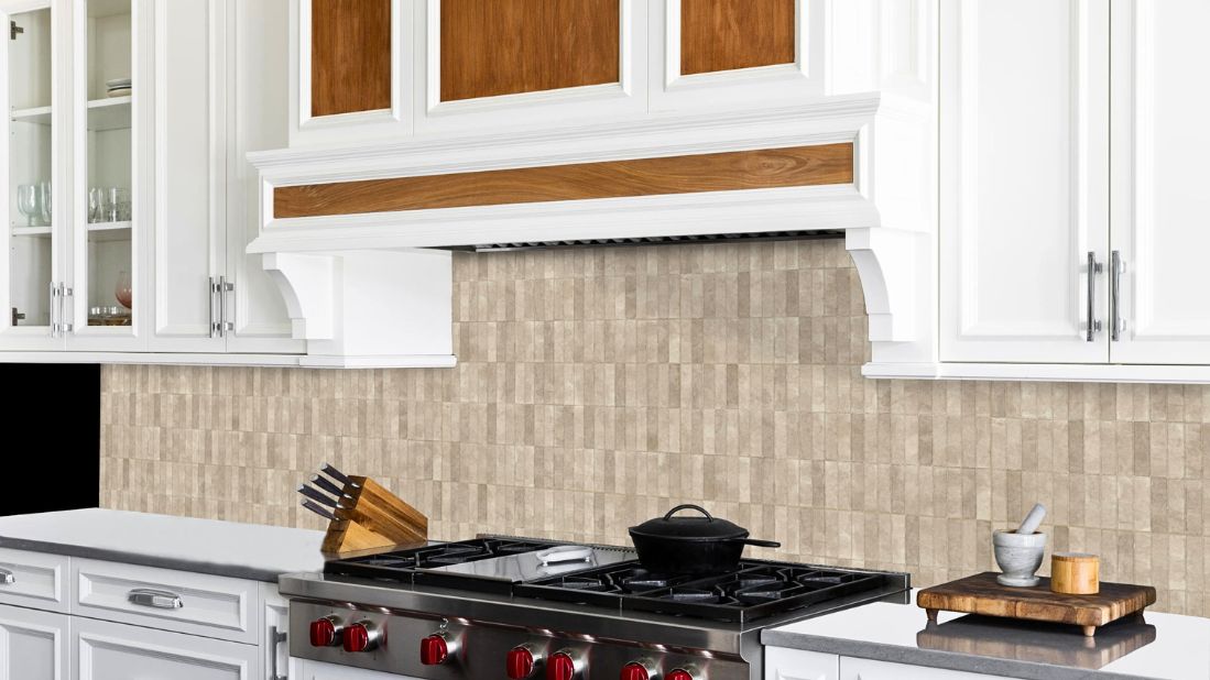 Raku Sei Ivory 60x120 zidne pločice u kuhinji u toplim bež tonovima